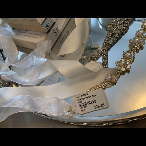 Wedding Belt -White Ribbon sashes (gold or silver) - Picture 3 of 5